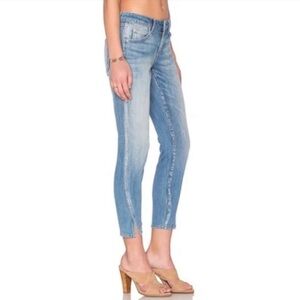 Revolve AMO Twist 70’s Blue Cropped Skinny Jeans Womens 25 Stretch Split Hem